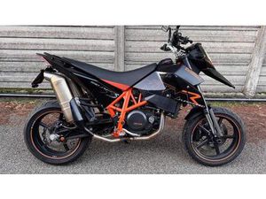 VENDO KTM 690 SUPERMOTO USATA A OPERA (CODICE 9880825) - MOTO.IT