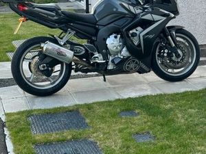 YAMAHA FZ1 FAZER 2008 (ABS MODEL) – EXCELLENT CONDITION – LOTS OF UPGRADES