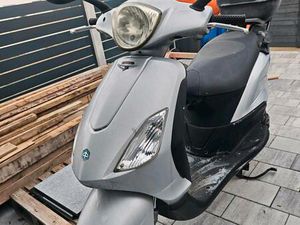 PIAGGIO FLY 4 TAKT 50ER ROLLER