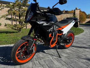 VENDO KTM 890 SMT (2023 - 26) USATA A CREMA (CODICE 9867362) - MOTO.IT