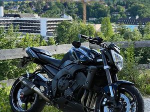 YAMAHA FZ1-N RN16 FACELIFT VIEL ZUBEHÖR WINTERPREIS!