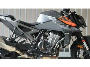 VENDO KTM 990 DUKE (2024 - 26) USATA A APPIANO SULLA STRADA DEL VINO/EPPAN AN DER WEINSTRASSE (CODICE 9837977) - MOTO.IT