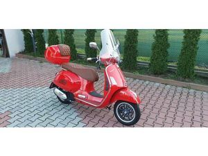 SKUTER VESPA GTS 125 LUBACZÓW