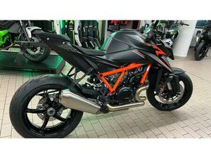 VENDO KTM 1390 SUPER DUKE R EVO (2024 - 26) USATA A VARESE (CODICE 9623990) - MOTO.IT