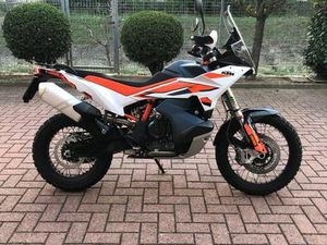 VENDO KTM 890 ADVENTURE R (2025 - 26) USATA A PIACENZA (CODICE 9827316) - MOTO.IT