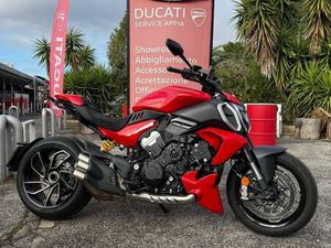 VENDO DUCATI DIAVEL V4 (2023 - 25) USATA A ROMA (CODICE 9881240) - MOTO.IT