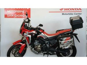 VENDO HONDA AFRICA TWIN CRF 1000L TRAVEL EDITION (2018 - 19) USATA A SAN GIORGIO CANAVESE (CODICE 9880959) - MOTO.IT