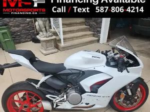 2021 DUCATI PANIGALE V2 (FINANCING AVAILABLE)