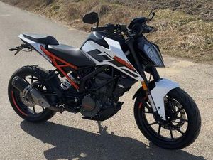 KTM DUKE 125