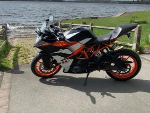 KTM RC 390 - BJ2017 - HU03.2027