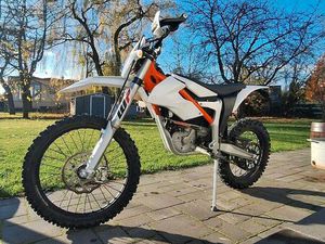 KTM FREERIDE E-XC ENDURO CROSS 3,9 KW AKKU TÜV JUNI 27 ELELEKTRO