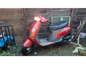 PIAGGIO SKR 125