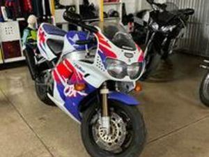 HONDA CBR 900 RR FIREBLADE 1994