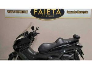 VENDO YAMAHA MAJESTY 400 (2004 - 08) USATA A ROMA (CODICE 9881306) - MOTO.IT
