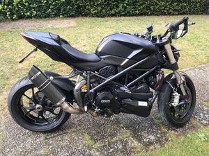 DUCATI STREETFIGHTER