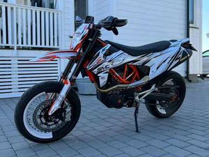KTM 690 SMC R