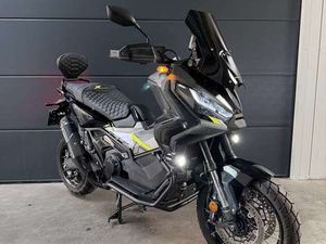 CUSTOM SPECIAL EDITION 8/2024 / 650KM /5J GARANTIE