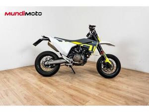 HUSQVARNA 701 SUPERMOTO