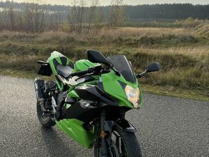 KAWASAKI NINJA 125, 2020R. (YZF. CBR. APRILLA RS) LIPNO