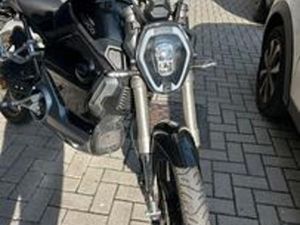 VMOTO ELETTRICA PARI A 50 CC