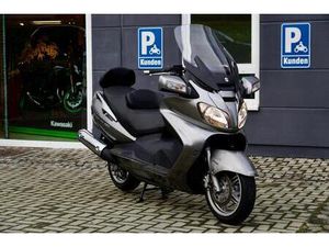 SUZUKI BURGMAN 650 EXECUTIVE