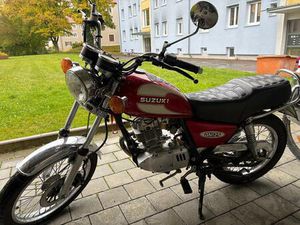 SUZUKI GN 125