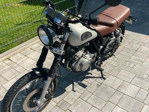 SUZUKI GN250