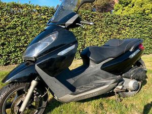 PAGGIO X7 125ER ROLLER, B196, TÜV U. INSPEKTION NEU