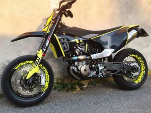 HUSQVARNA 701 SUPERMOTO NERO