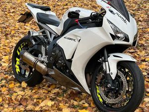 HONDA CBR 1000RR SC59