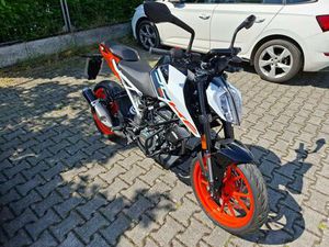 KTM DUKE 125*784KM* *WIE NEU*