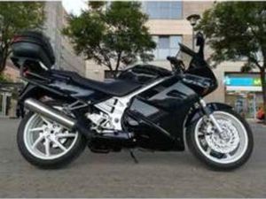 HONDA - VFR 750 RC36