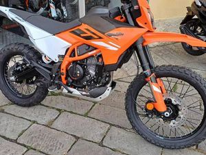 VENDO KTM 390 ENDURO R (2025 - 26) NUOVA A IMPERIA (CODICE 9877225) - MOTO.IT