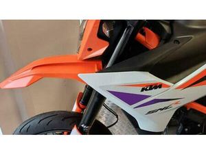 VENDO KTM 390 SMC R (2025 - 26) NUOVA A IMPERIA (CODICE 9856806) - MOTO.IT