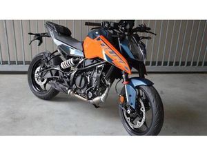 VENDO KTM 125 DUKE (2024 - 26) NUOVA A APPIANO SULLA STRADA DEL VINO/EPPAN AN DER WEINSTRASSE (CODICE 9550184) - MOTO.IT