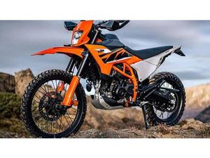VENDO KTM 125 ENDURO R (2025 - 26) NUOVA A AREZZO (CODICE 9811035) - MOTO.IT