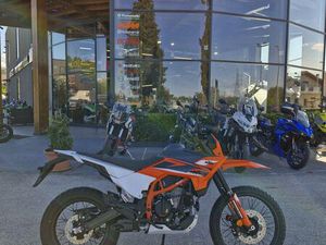 VENDO KTM 125 ENDURO R (2025 - 26) NUOVA A CHIETI (CODICE 9817893) - MOTO.IT