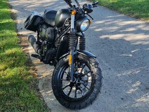 HYOSUNG GV 125 S AQUILA