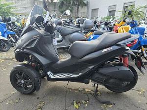 PIAGGIO MP3 300 LT HPE SPORT