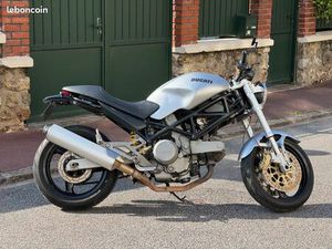 DUCATI MONSTER 620 I.E – FINITION DARK – 2004 – 39 600 KM – COMPATIBLE A2