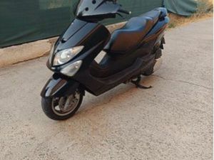 SCOOTEUR 125 SKYLINER