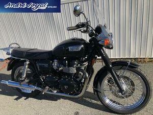 2011 TRIUMPH BONNEVILLE T100 BLACK