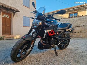 APRILIA 900 SHIVER