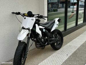 DERBI SENDA XTREME 50TOP À VENDRE EN ÉTAT