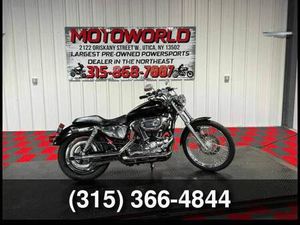 2005 HARLEY-DAVIDSON SPORTSTER® XL 1200 CUSTOM SPORTSTER®