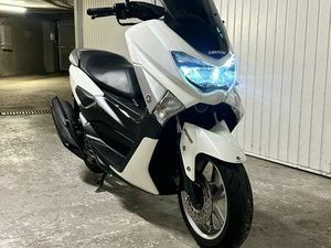 YAMAHA NMAX 125