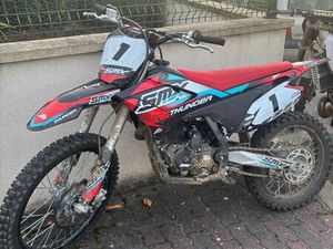 VEND OU ÉCHANGE 250 SMX