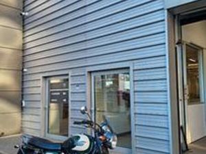 TRIUMPH BONNEVILLE - 2011