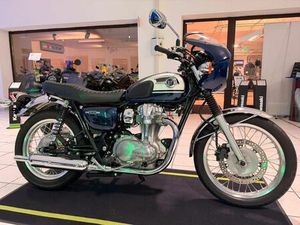 KAWASAKI W 800 CAFE