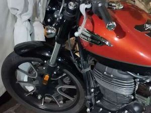 ROYAL ENFIELD METEOR 350 SUPERNOVA ROSSO